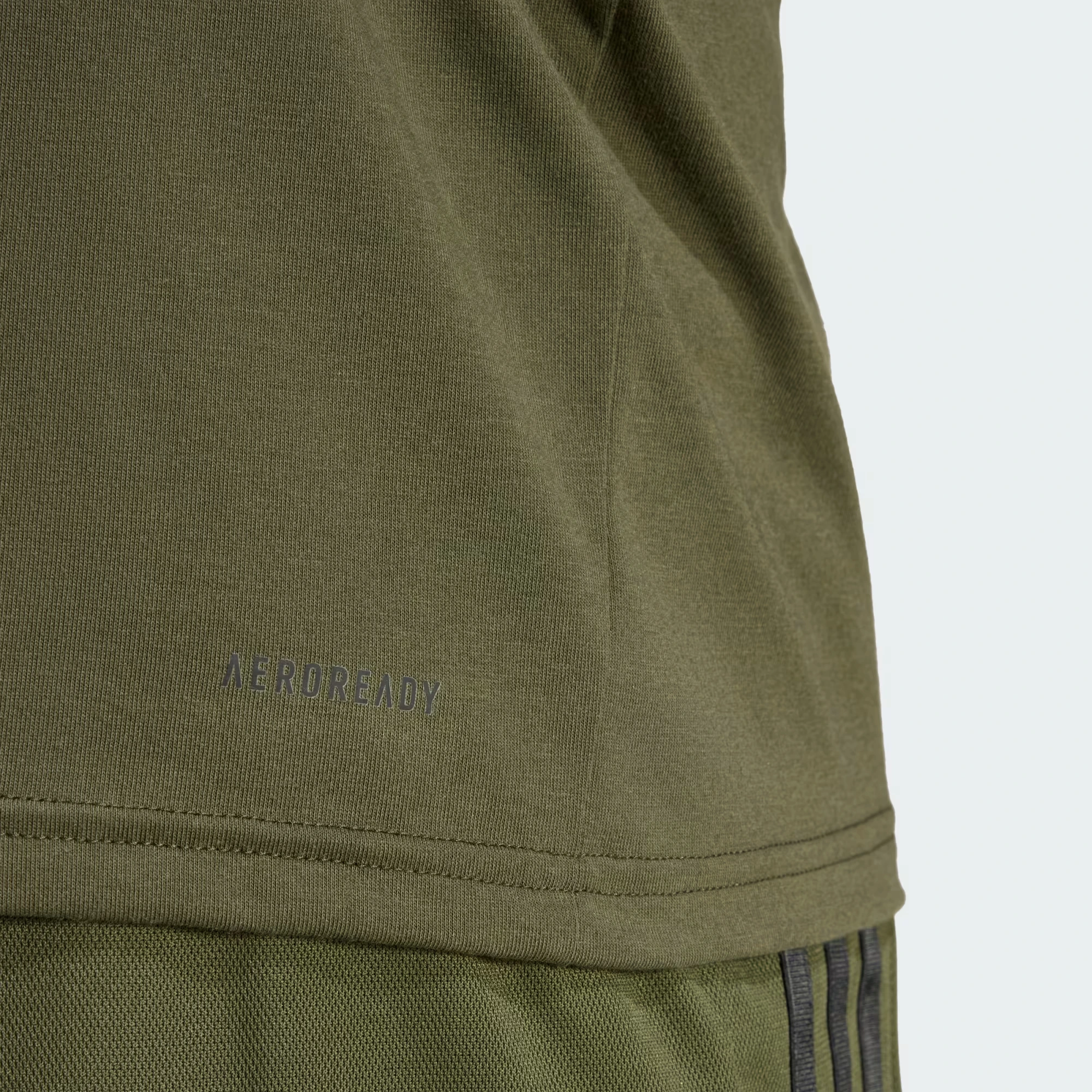 Train_Essentials_Feelready_Training_Tee_Green_JP4951_42_detail